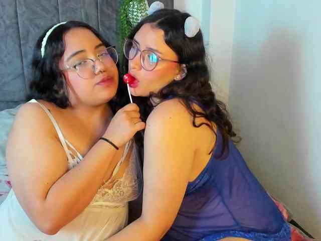 maddie-and-chelsea webcam