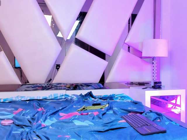 CharleneSmith's BongaCams show and profile