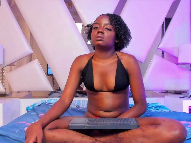 CharleneSmith's BongaCams show and profile