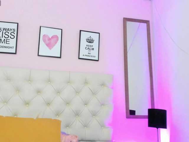 CharleneSmith's BongaCams show and profile