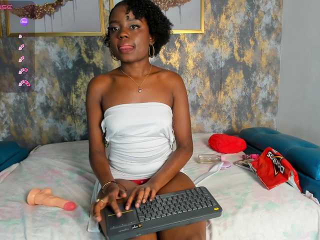 CharleneSmith's BongaCams show and profile