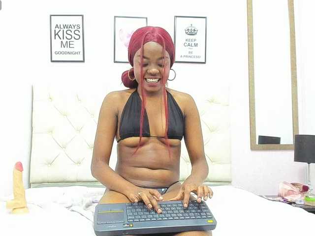 CharleneSmith's BongaCams show and profile