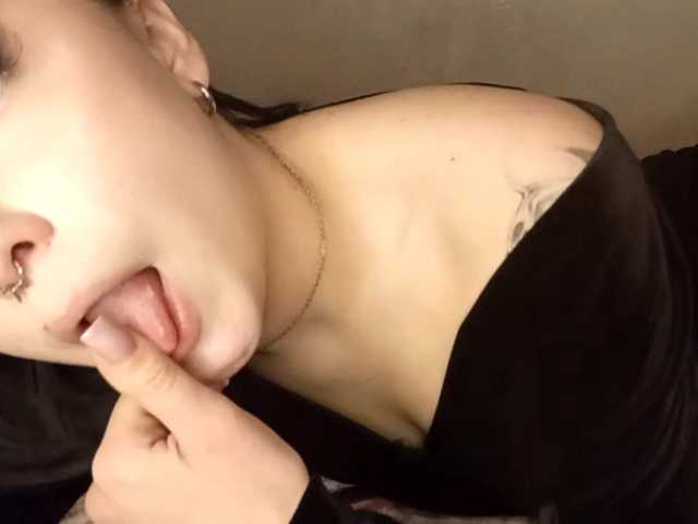 KyleDensley's BongaCams show and profile