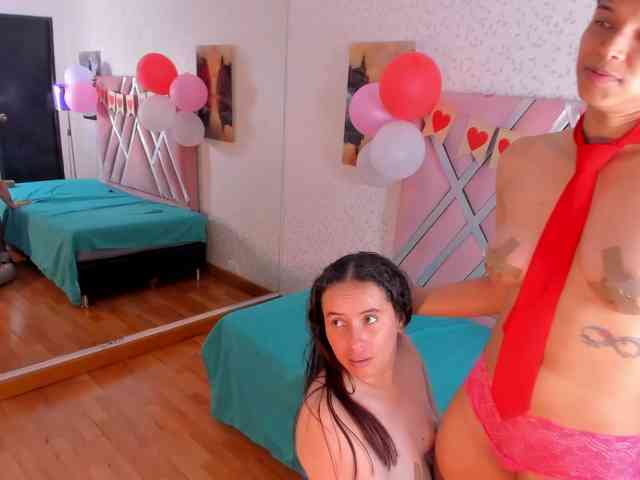 natasha-and-zoe natasha-and-zoe