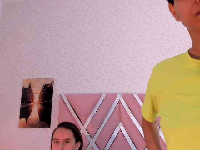 natasha-and-zoe Live Webcam on BongaCams