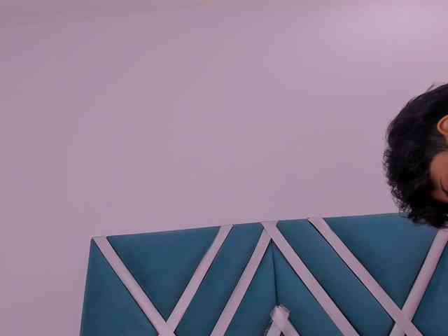 natasha-and-zoe webcam