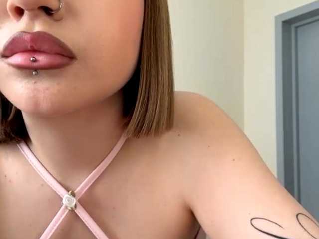 CharissaKeogan's BongaCams show and profile