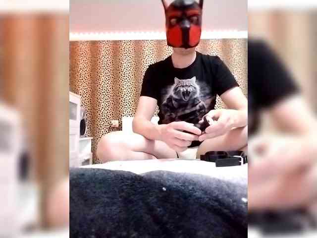 sladkiyposik20 Live Webcam on BongaCams