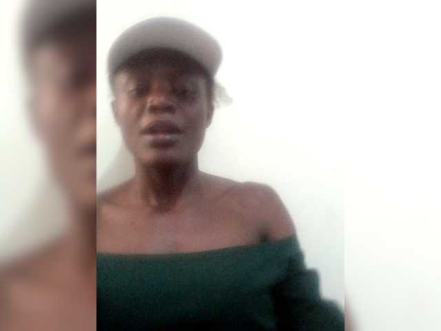 WendyHellens1 broadcasting live