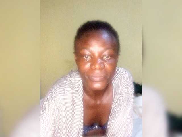 WendyHellens1 broadcasting live