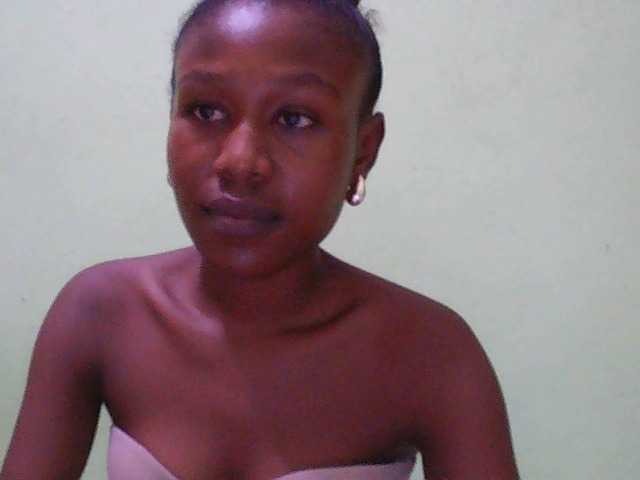 Zinah1 Live Cam on BongaCams