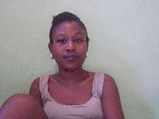 Zinah1 Live Webcam on BongaCams