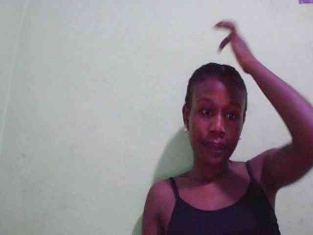 Zinah1 Live Webcam on BongaCams