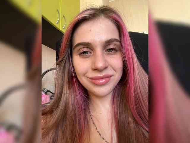 Annetoni Live Webcam on BongaCams