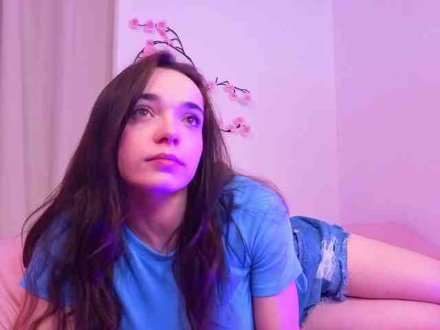 alisha-melison Live Webcam on BongaCams