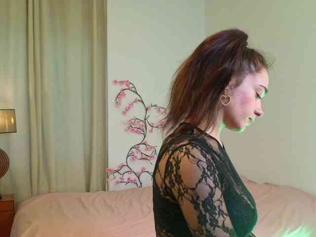 alisha-melison webcam