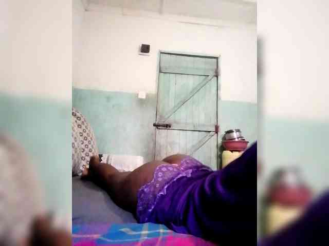 Queen-ivvy Queen-ivvy