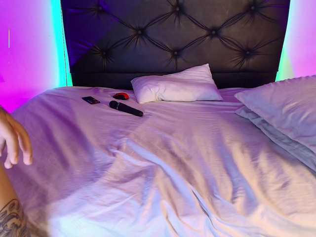 Preview of couple-latinx