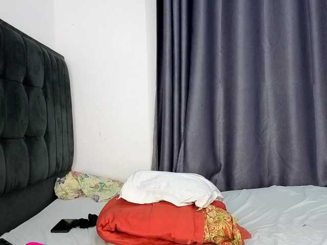 Pretty-Titties's BongaCams show and profile