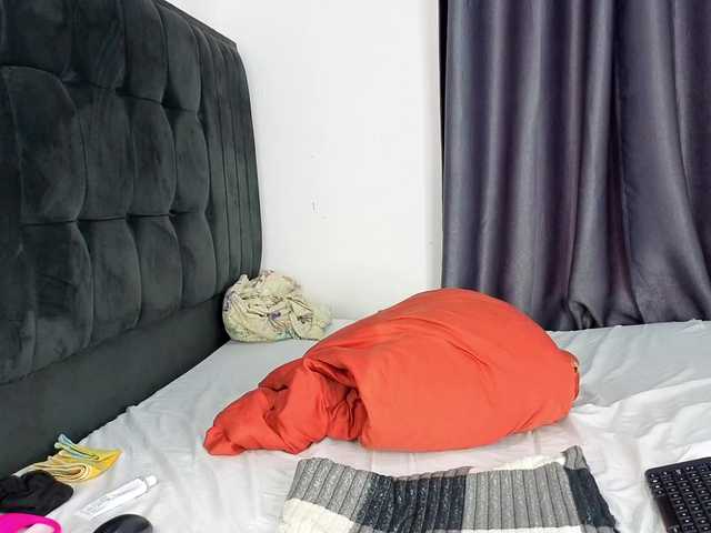 Pretty-Titties's BongaCams show and profile