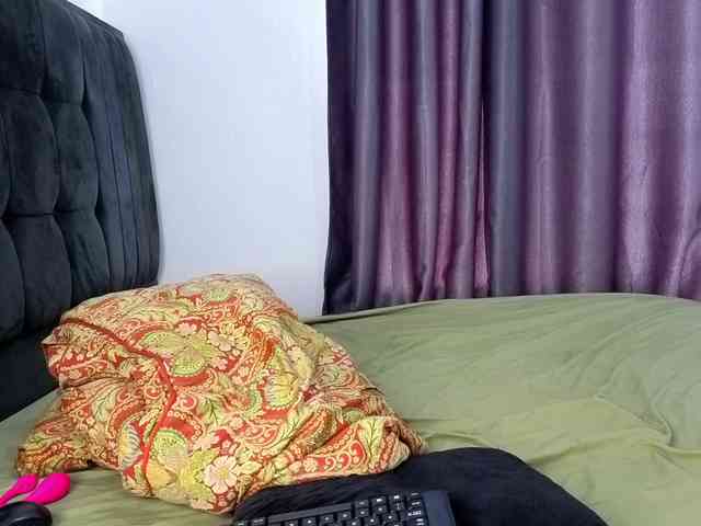 Pretty-Titties Pretty-Titties