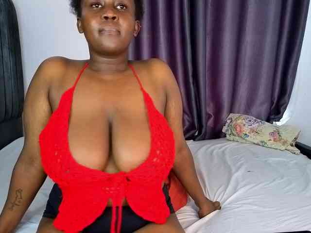 Pretty-Titties webcam