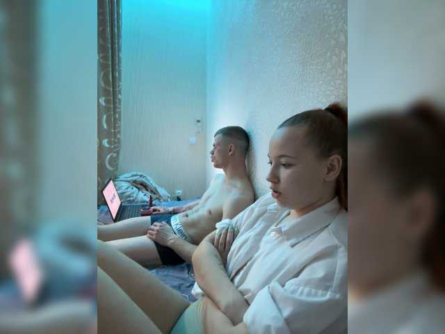 Bunniesss's BongaCams show and profile