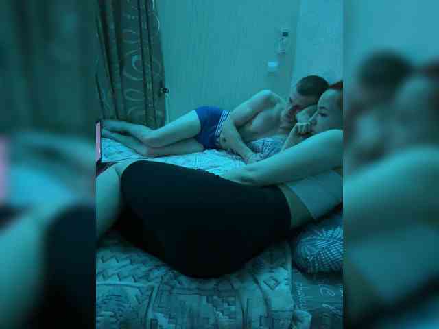 Bunniesss Live Webcam on BongaCams