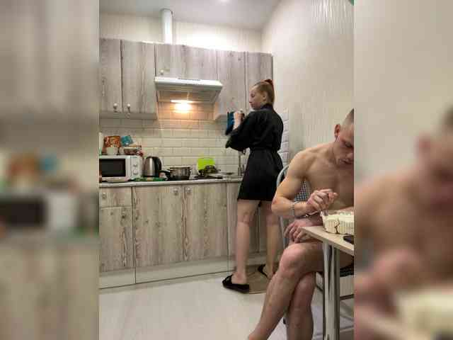 Bunniesss Live Webcam on BongaCams