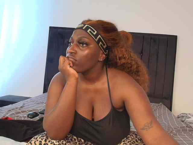 Tasty-titties webcam