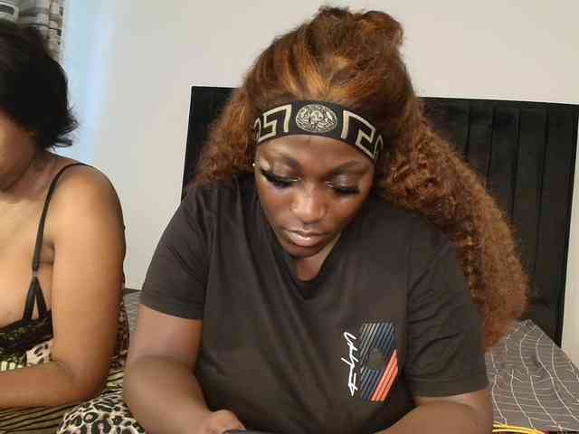 Tasty-titties webcam