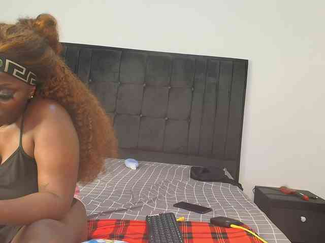 Tasty-titties webcam