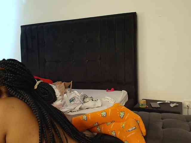 Tasty-titties webcam