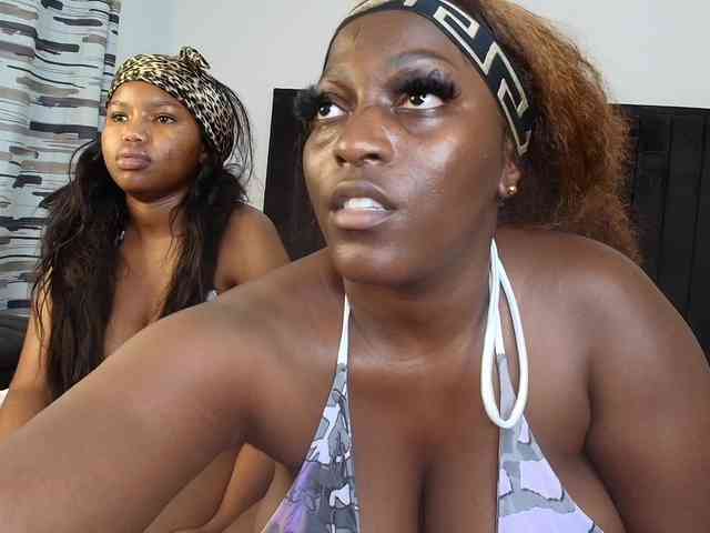 Tasty-titties webcam