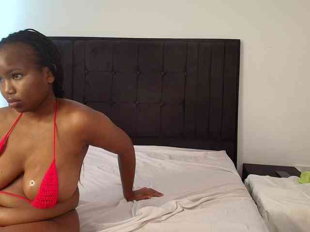 Tasty-titties webcam