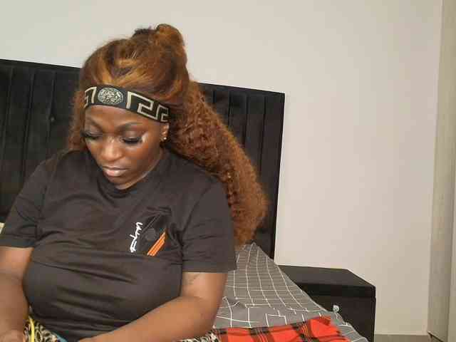 Tasty-titties webcam