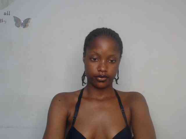 Slimperry Live Webcam on BongaCams