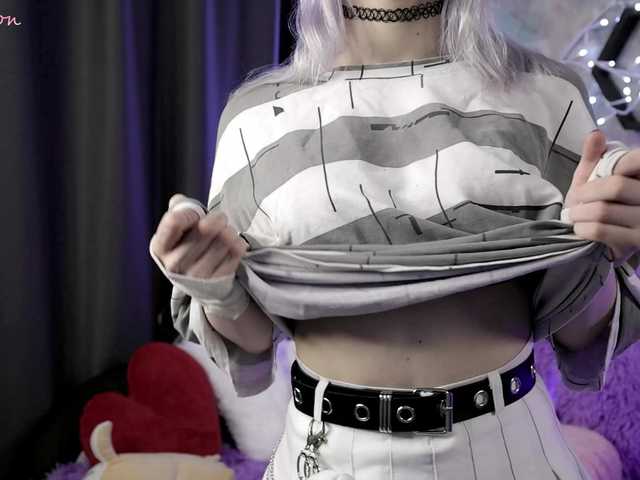 Yunakiss's BongaCams show and profile