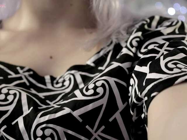 Yunakiss's BongaCams show and profile