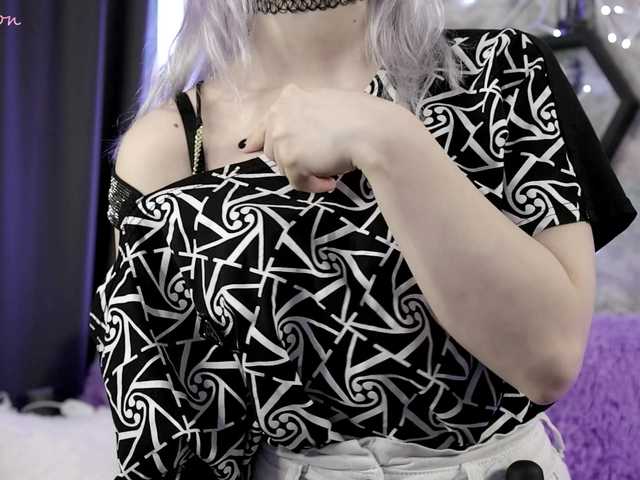 Yunakiss's BongaCams show and profile