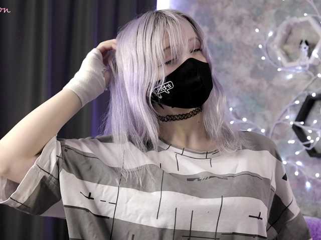 Yunakiss's BongaCams show and profile