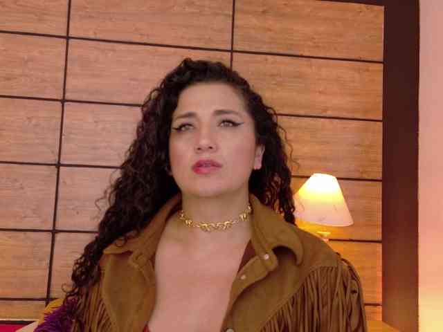 DakotaRainbow22 Live Webcam on BongaCams