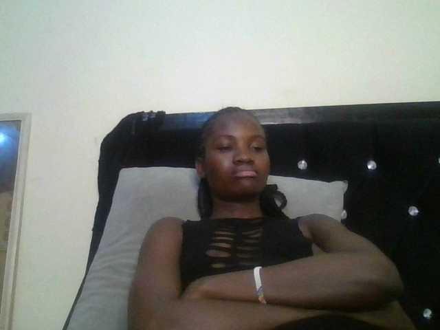 Sexylina25's BongaCams show and profile