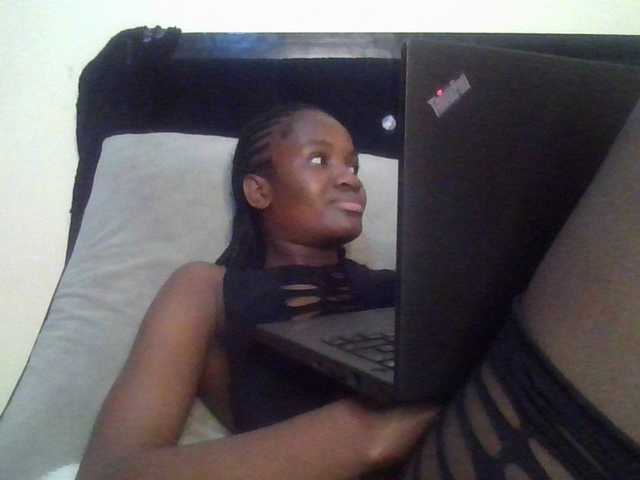 Sexylina25's BongaCams show and profile