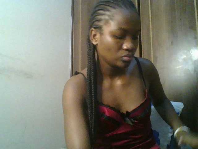 Sexylina25's BongaCams show and profile