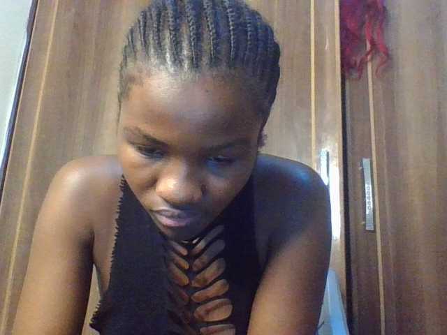 Sexylina25's BongaCams show and profile