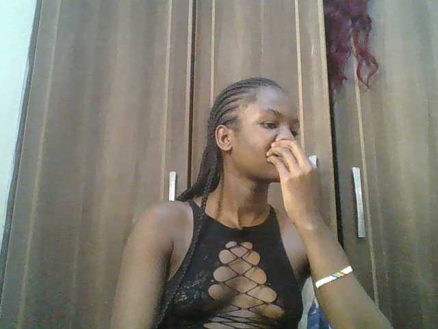 Sexylina25's BongaCams show and profile