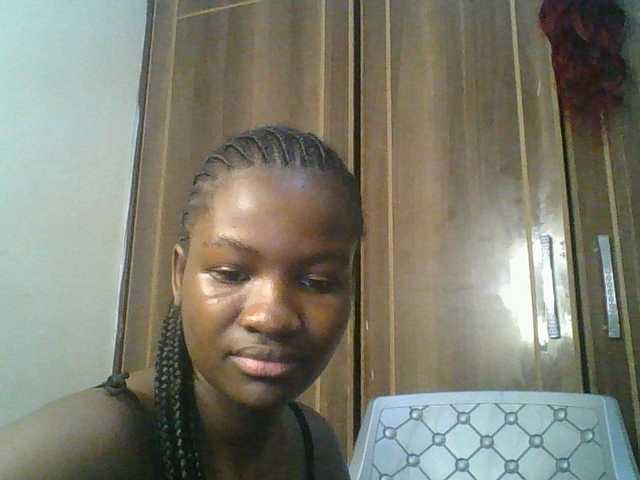 Sexylina25's BongaCams show and profile