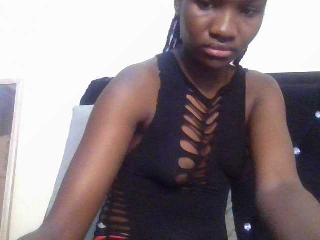 Sexylina25's BongaCams show and profile