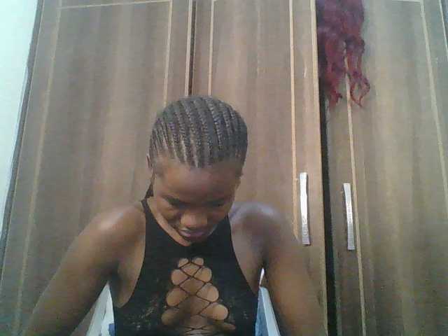 Sexylina25's BongaCams show and profile